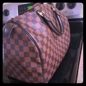Authentic Louis Vuitton Speedy bag